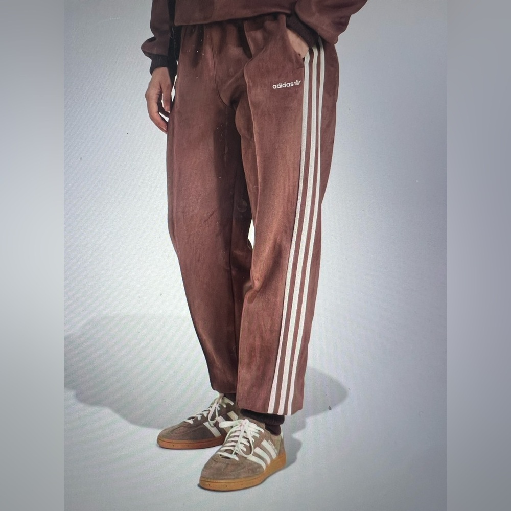 Adidas women Sueded TP track pants NWT shadow brown S  Small (Suede The First)